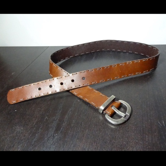 Nine West Distressed 100% Genuine Brown Leather Belt Sits Low on Waist Nine West Leather Belt Small 32 34 Roller Buckle Distressed  main image 4
